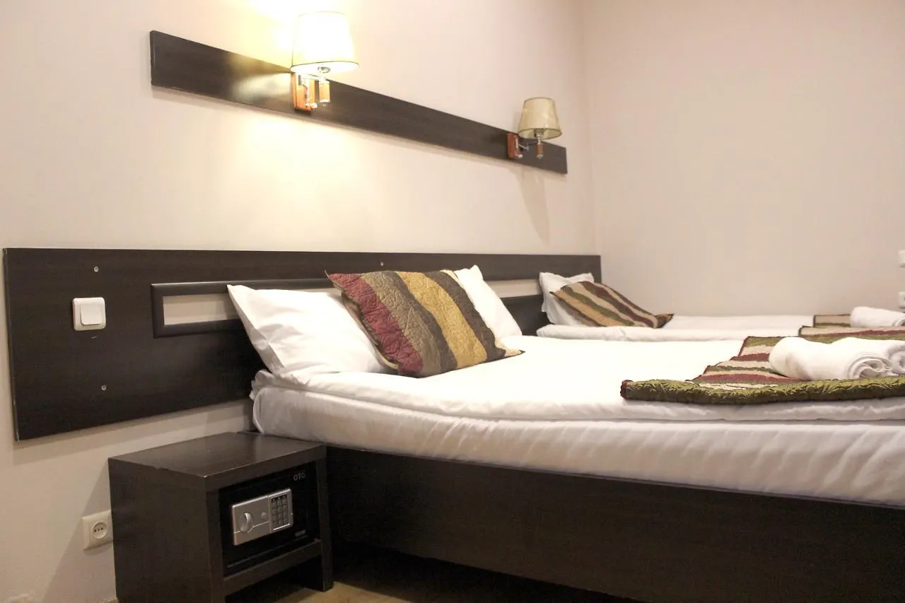 Iar Hotel Batumi 3*,  Georgia