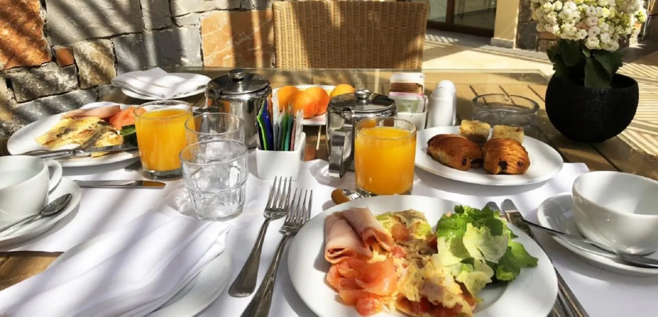 Iar Hotel Batumi